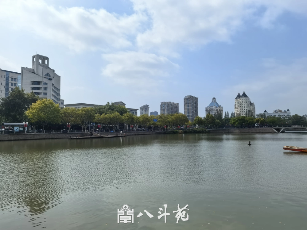 品读经典｜国画创作常用诗词100首之《滕王阁序》（节选）原文与解析